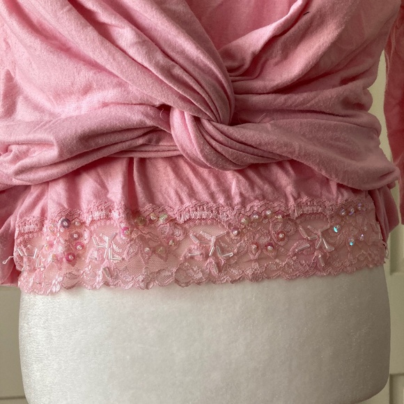 Woman Camisole Sweater lace Top - Picture 2 of 5